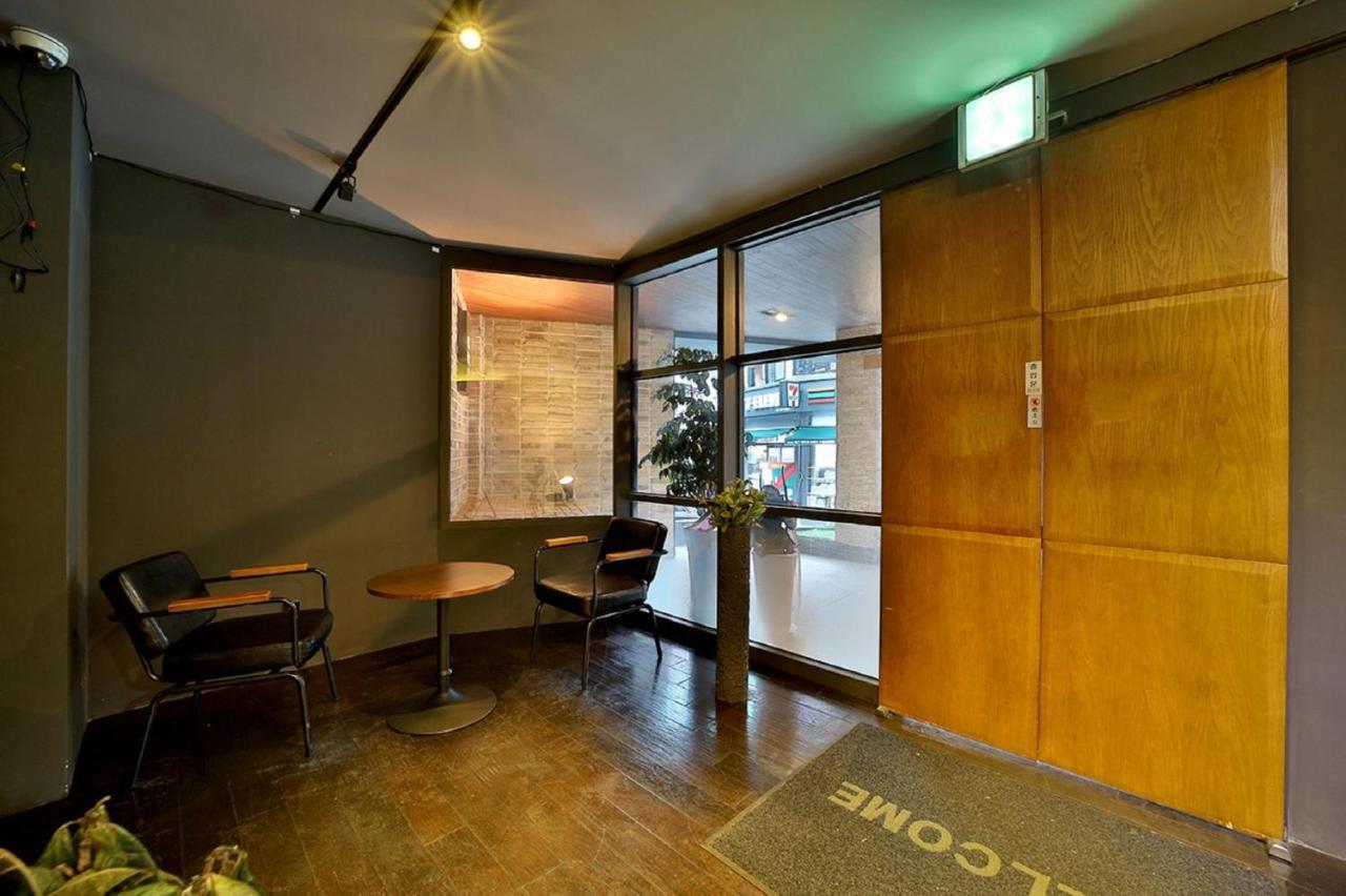 Seomyeon Hound Hotel 1St Street Busan Exterior photo