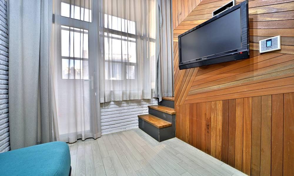 Seomyeon Hound Hotel 1St Street Busan Room photo